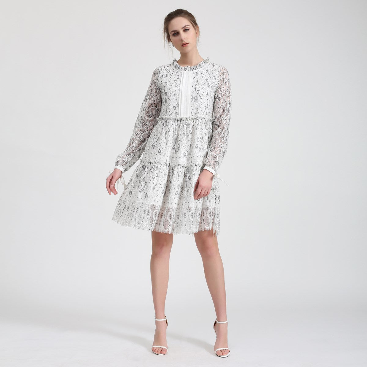 Robe tunique dentelle ligne-A manches longues