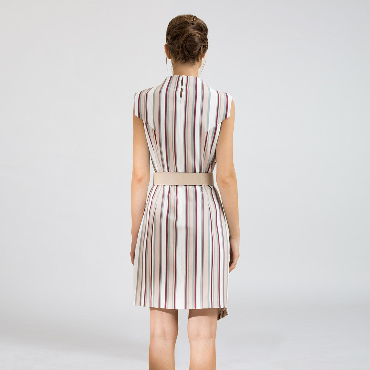 Robe courte structurée à panneaux croisés et imprimé rayures