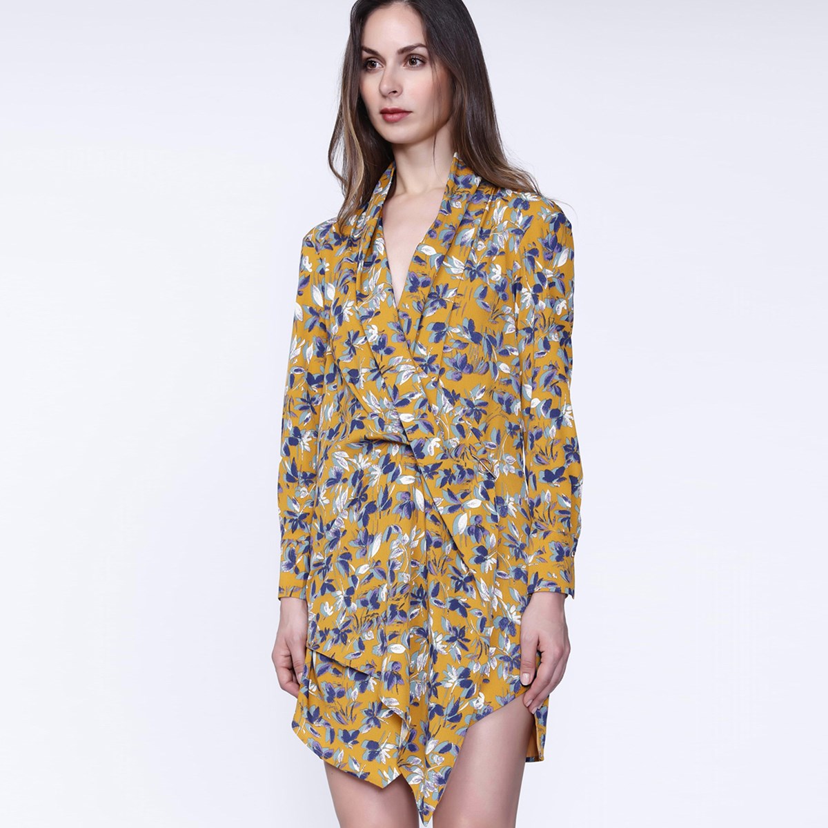 Robe courte effet drapé devant à imprimé feuilles