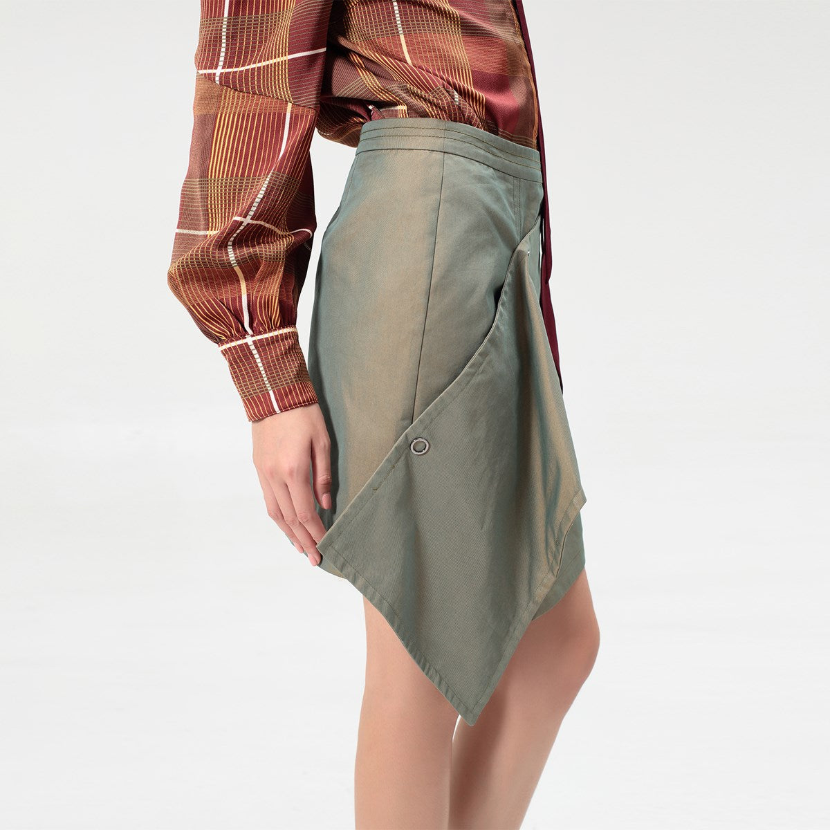 Jupe droite à panneau frontal détachable