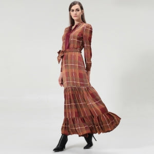 Robe maxi style Bohème à volants et imprimé carreaux