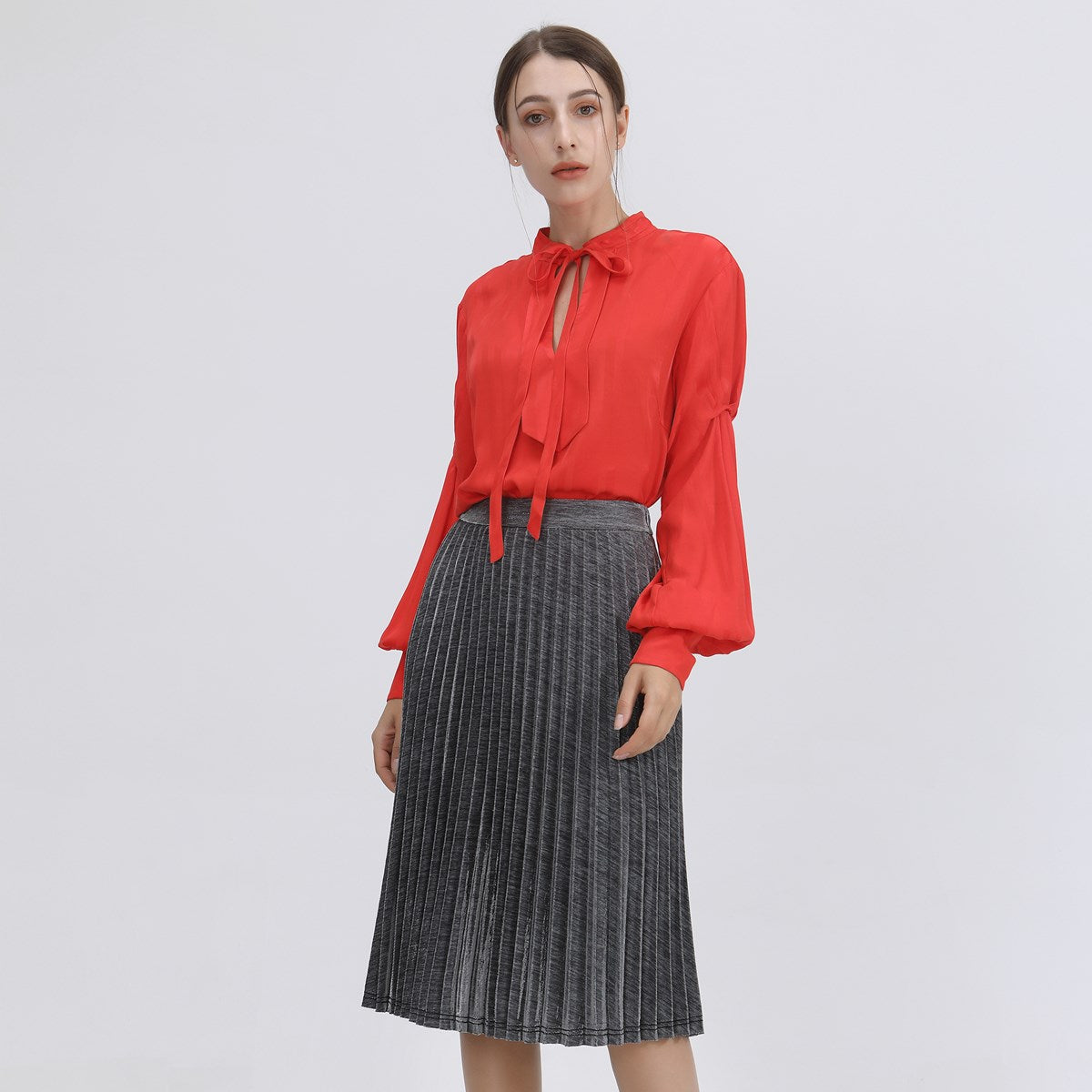 Jupe moirée avec plissés soleil