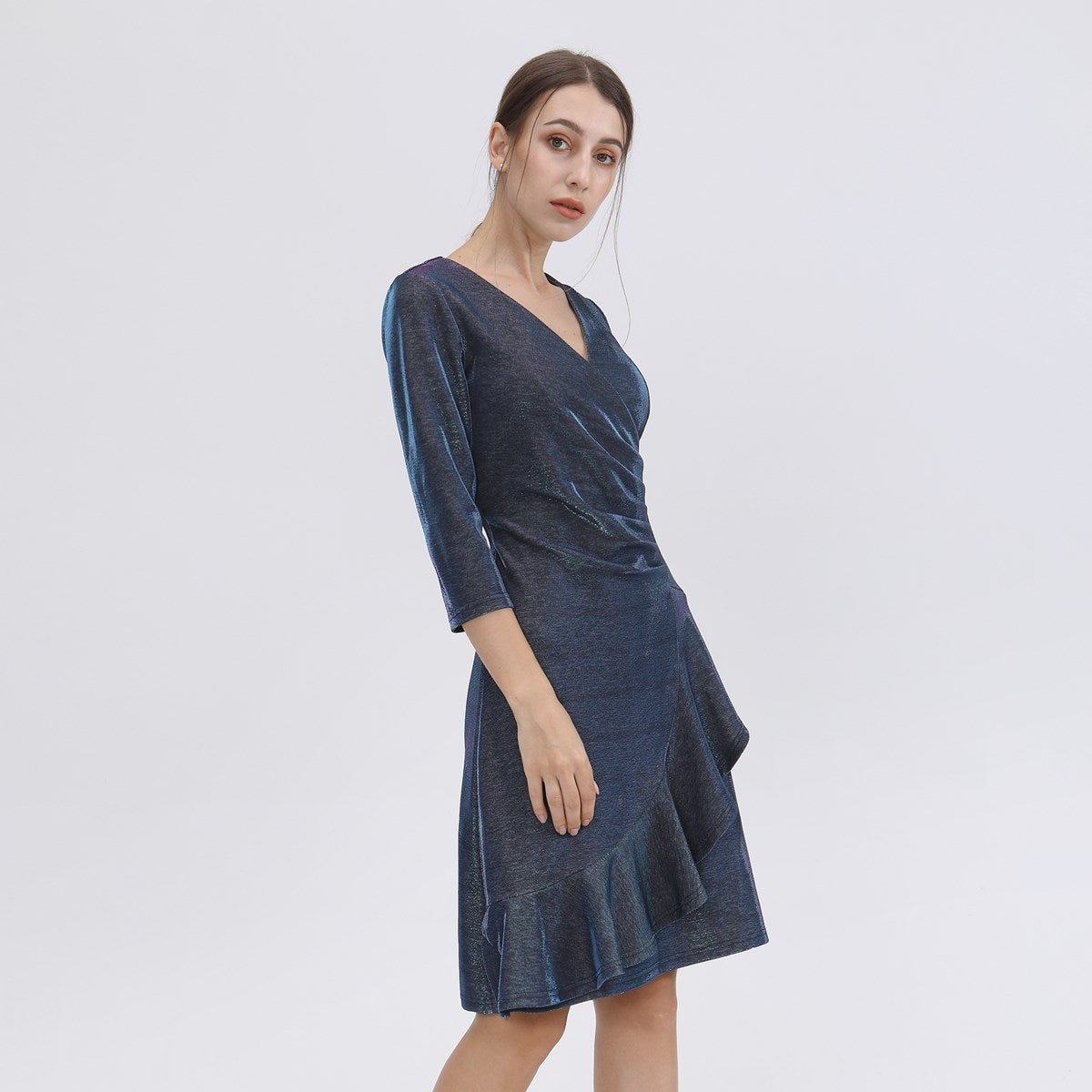 Robe patineuse moirée effet coeur-croisé et volants
