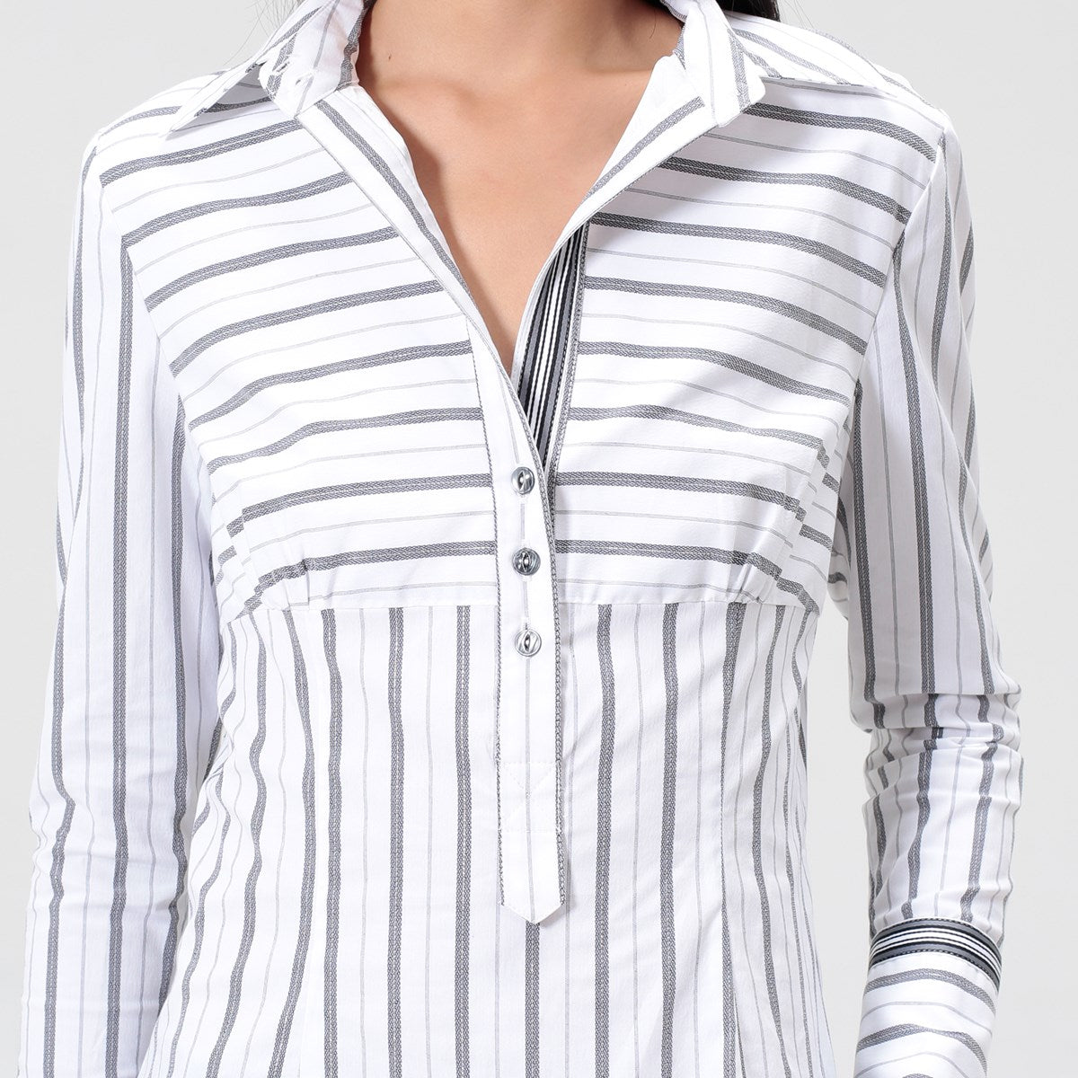 Chemise ajustée à rayures