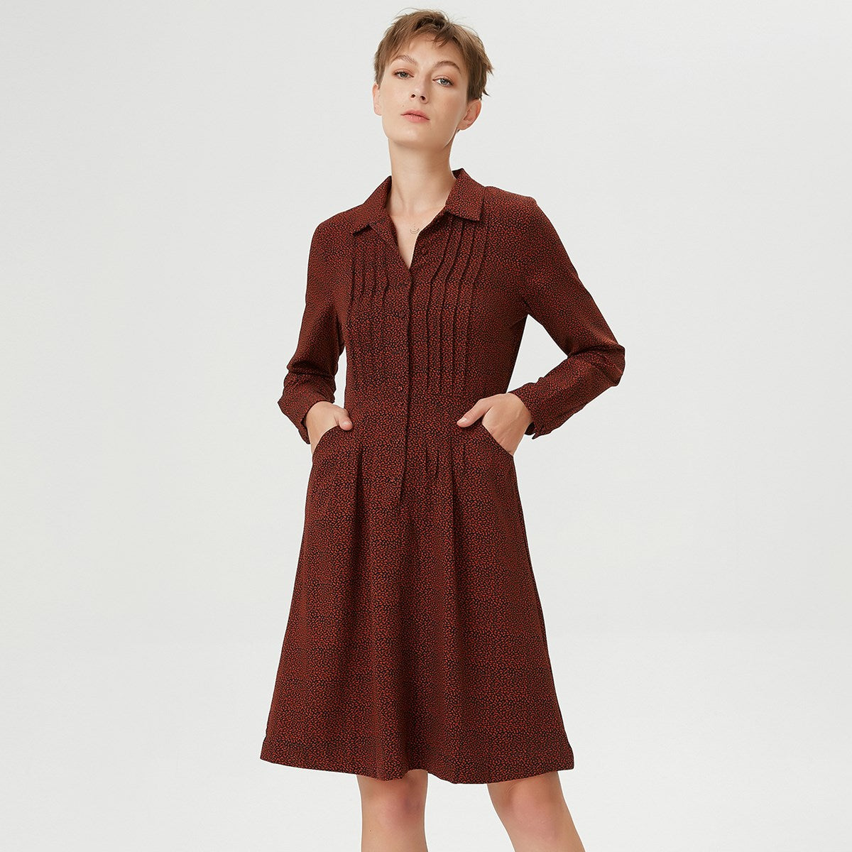 Robe-chemise à 'plis religieuse' au buste  et imprimé liberty micro