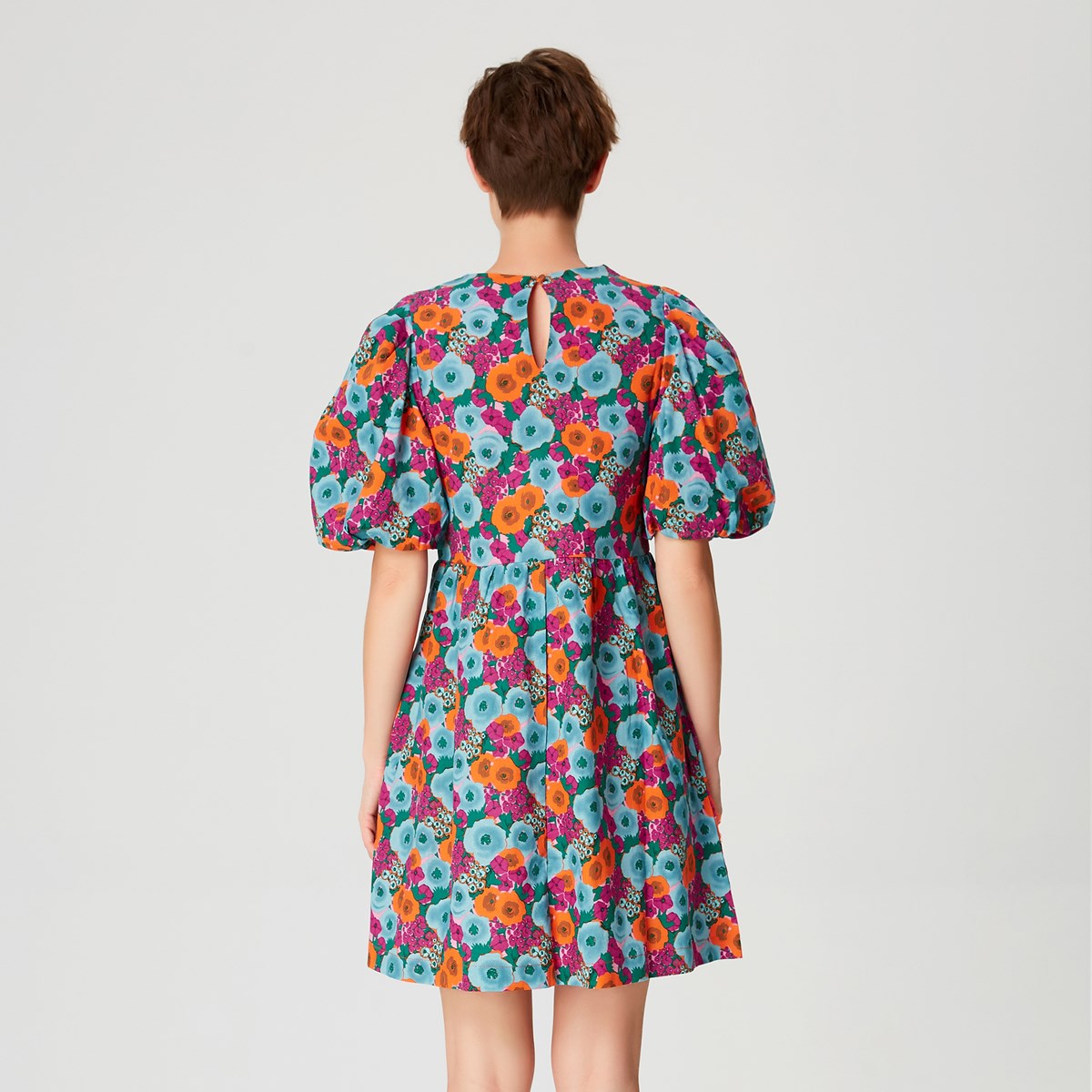 Robe courte en coton à imprimé floral