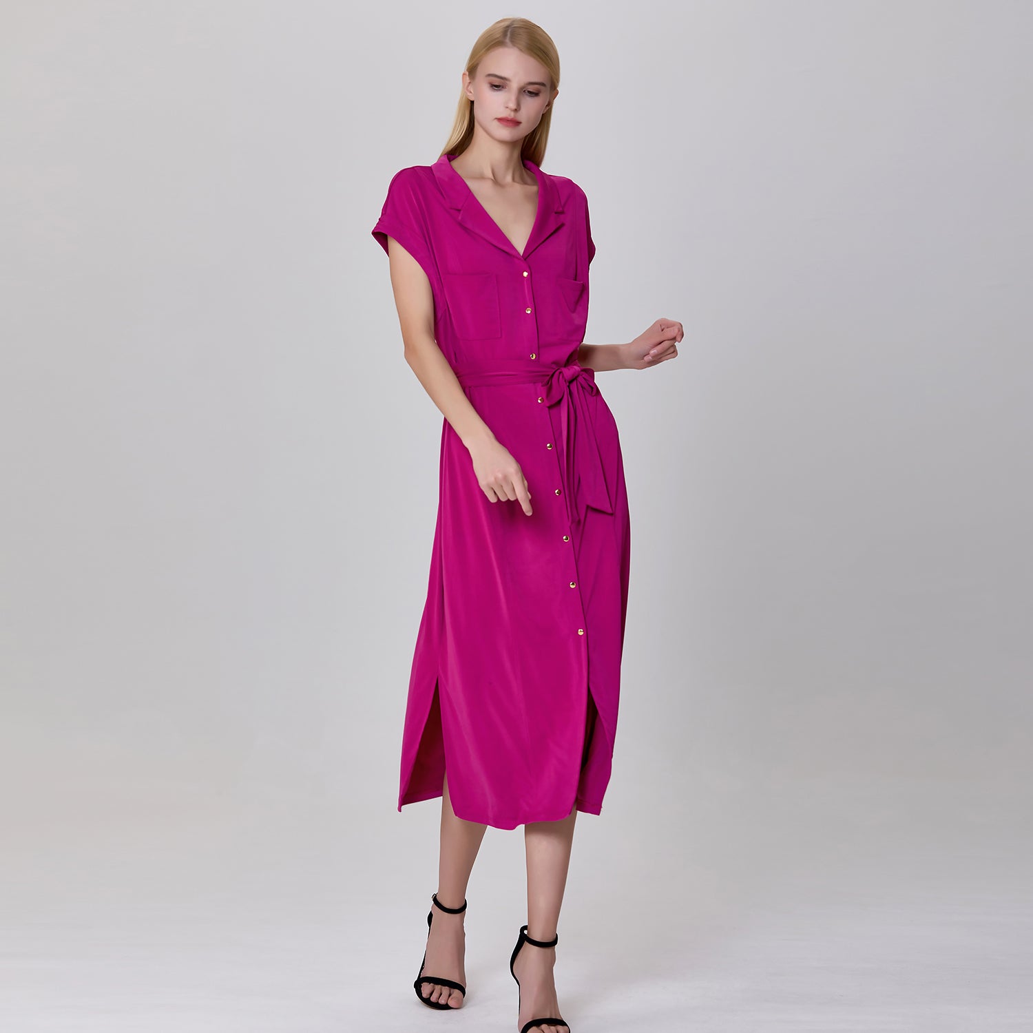 Robe chemise à col tailleur