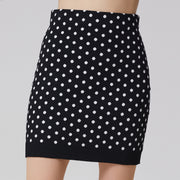 Jupe courte tricotée à pois