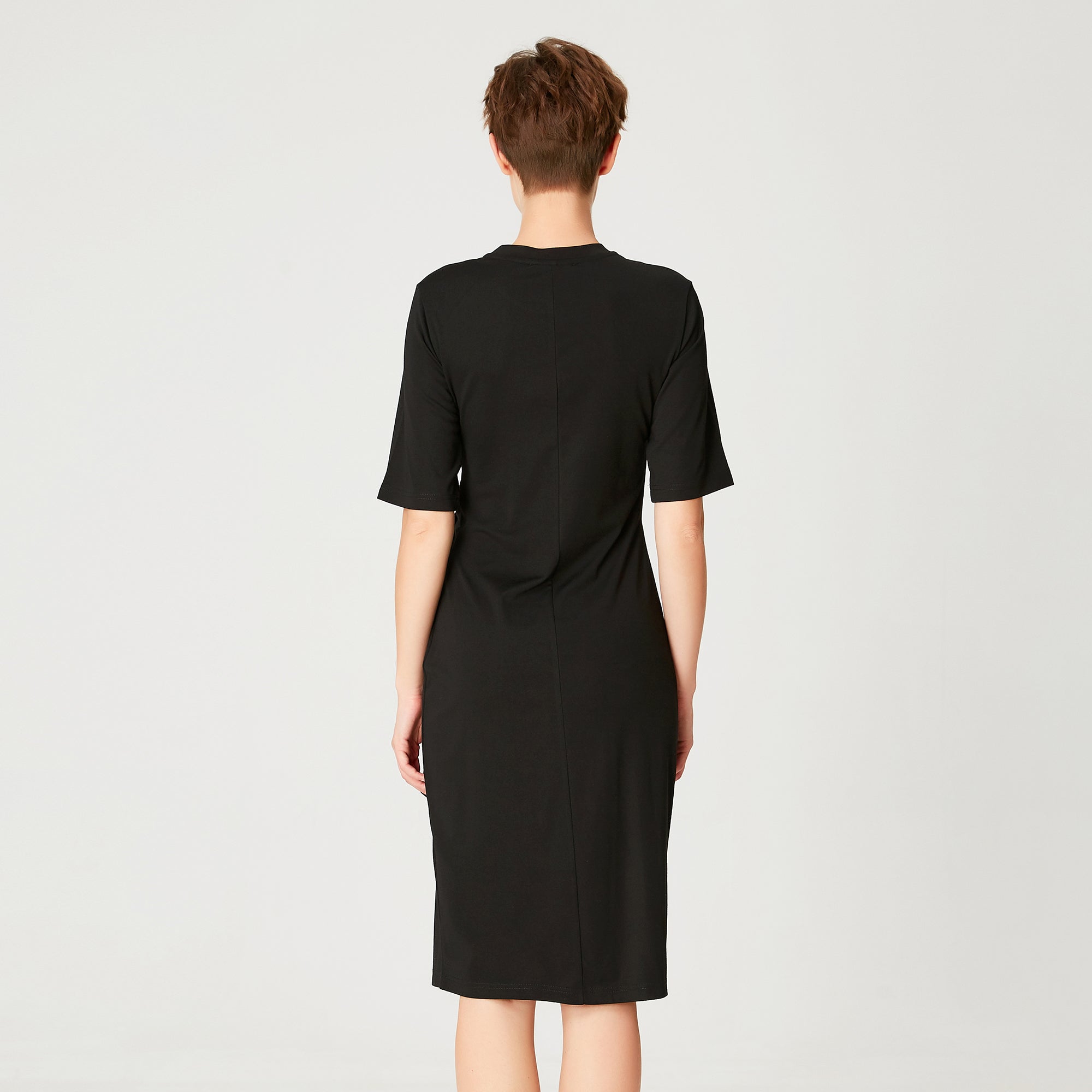 Robe en jersey à taille nouée