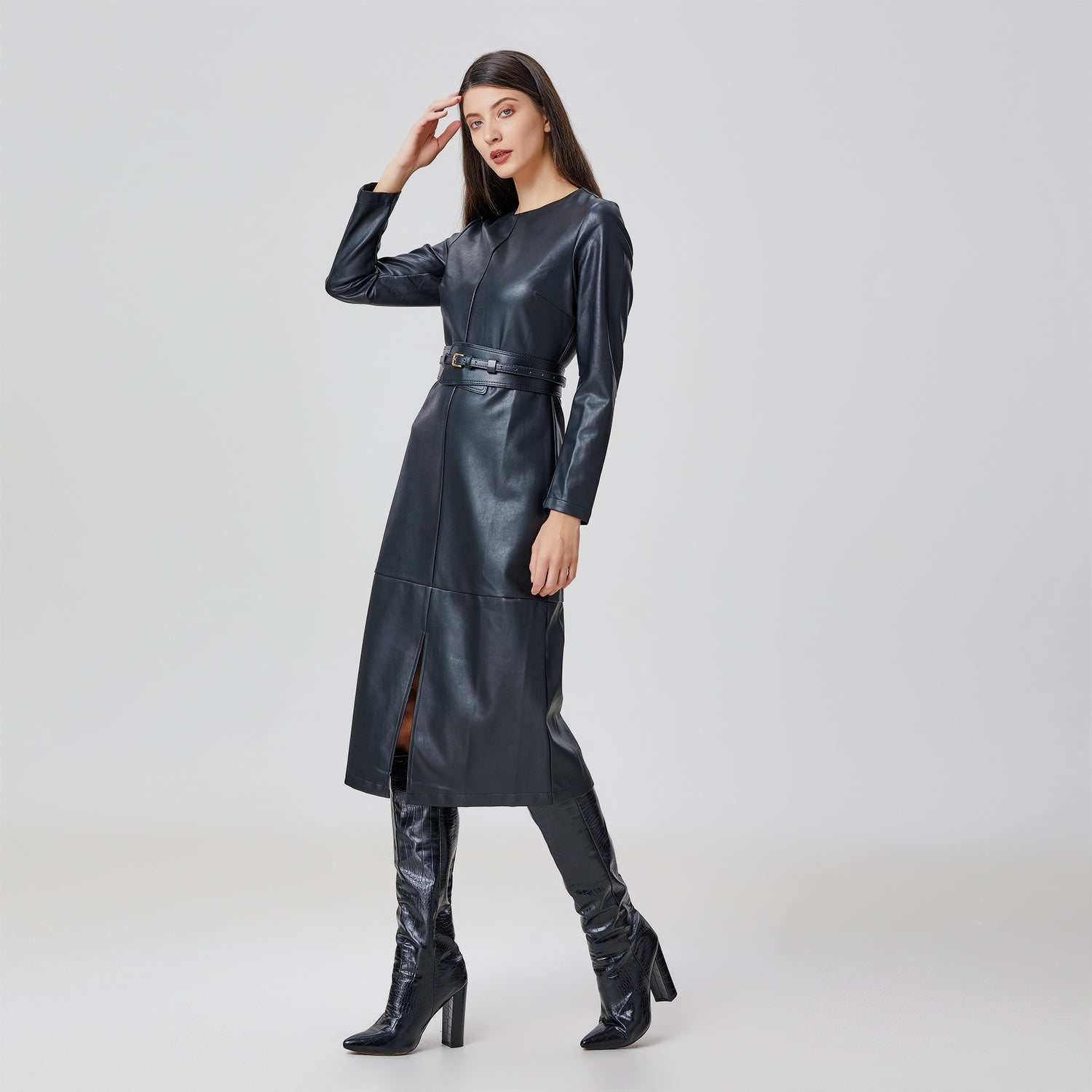 Robe à manches longues en simili cuir