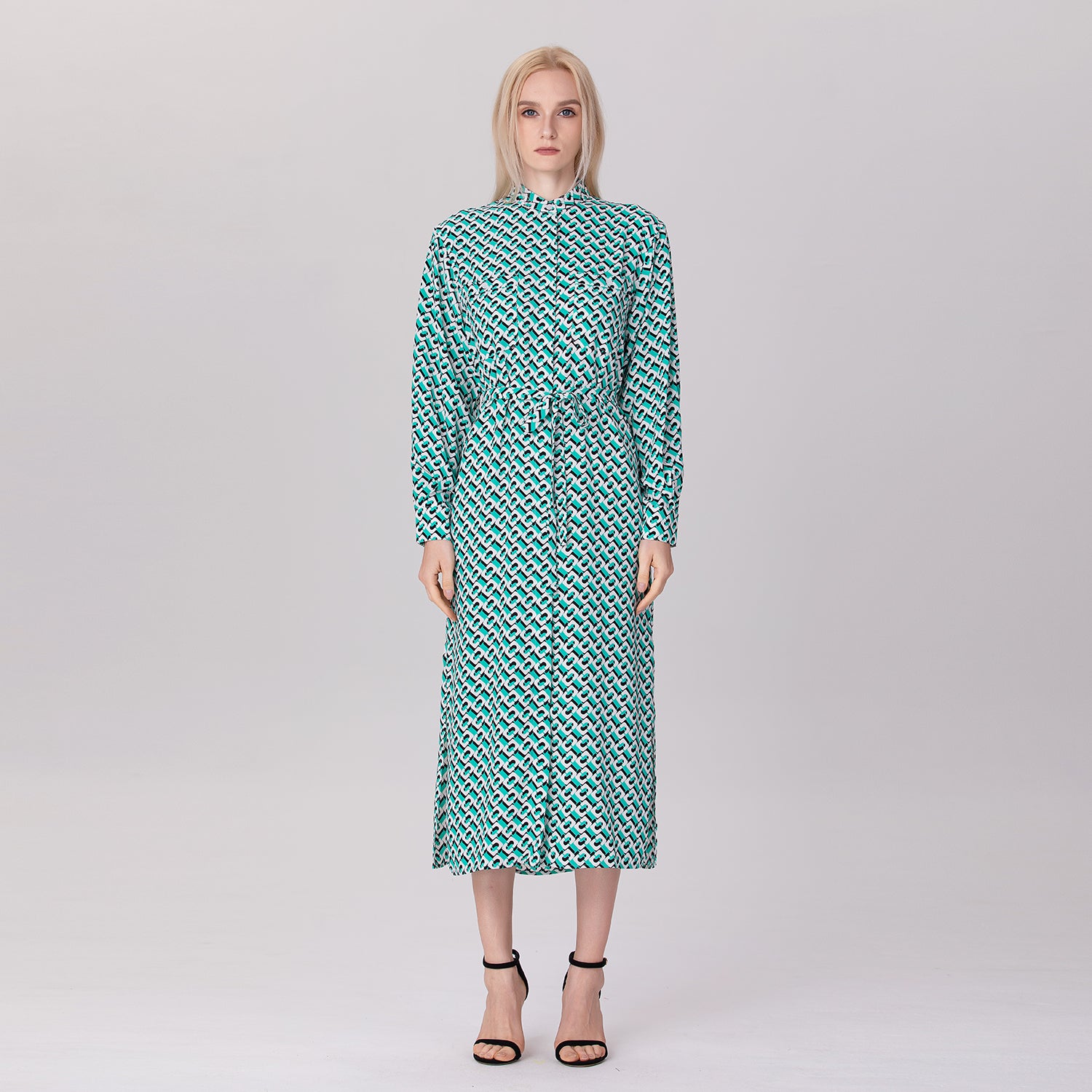 Robe chemise à col montant et manches longues, imprimé graphique