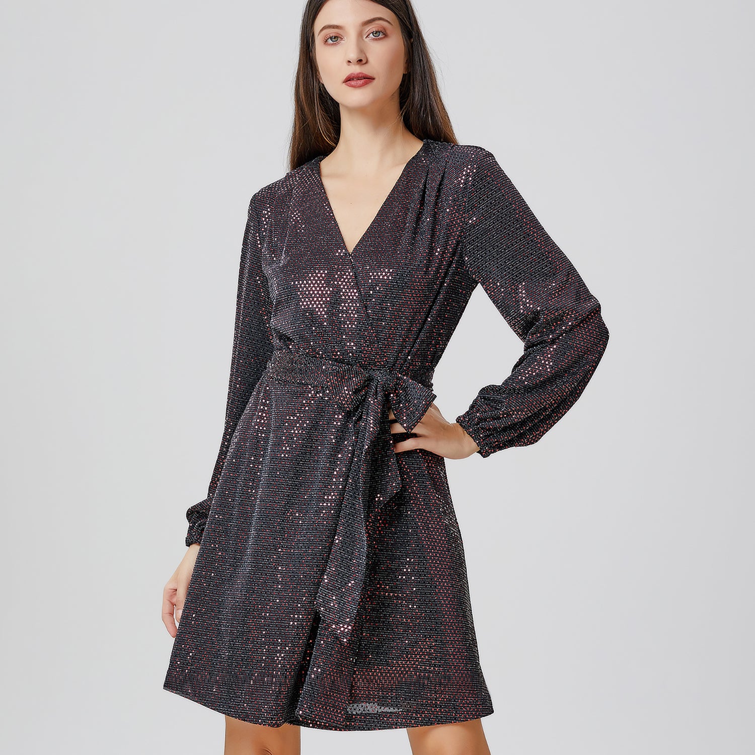 Robe coeur-croisé à strass