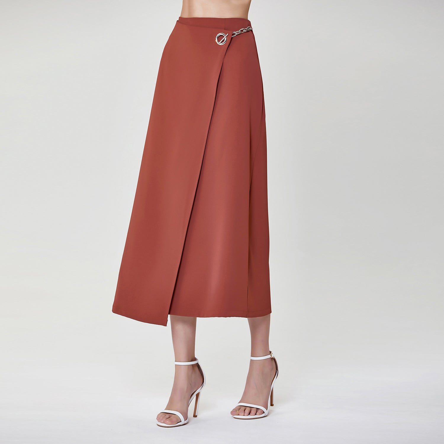 Jupe effet portefeuille avec boucle sur le côté