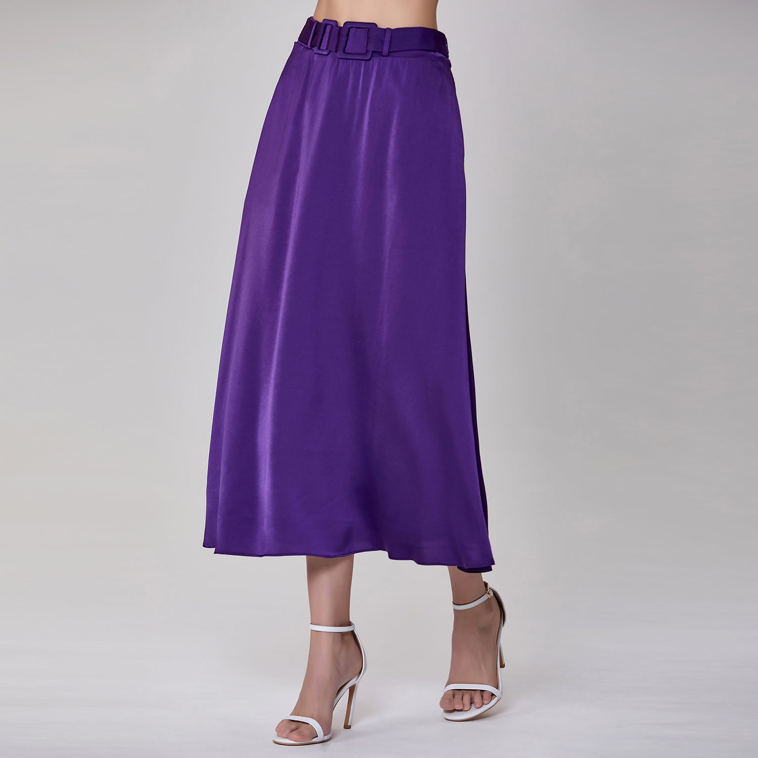 Jupe évasée à large ceinture