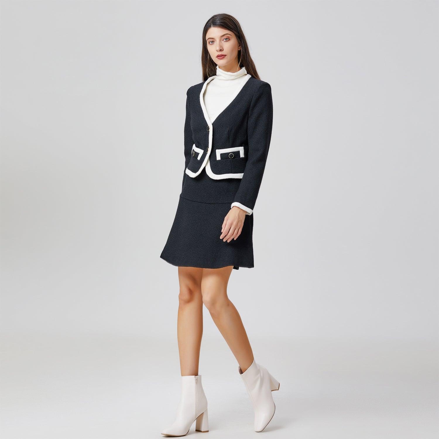 Veste courte à galon contrasté