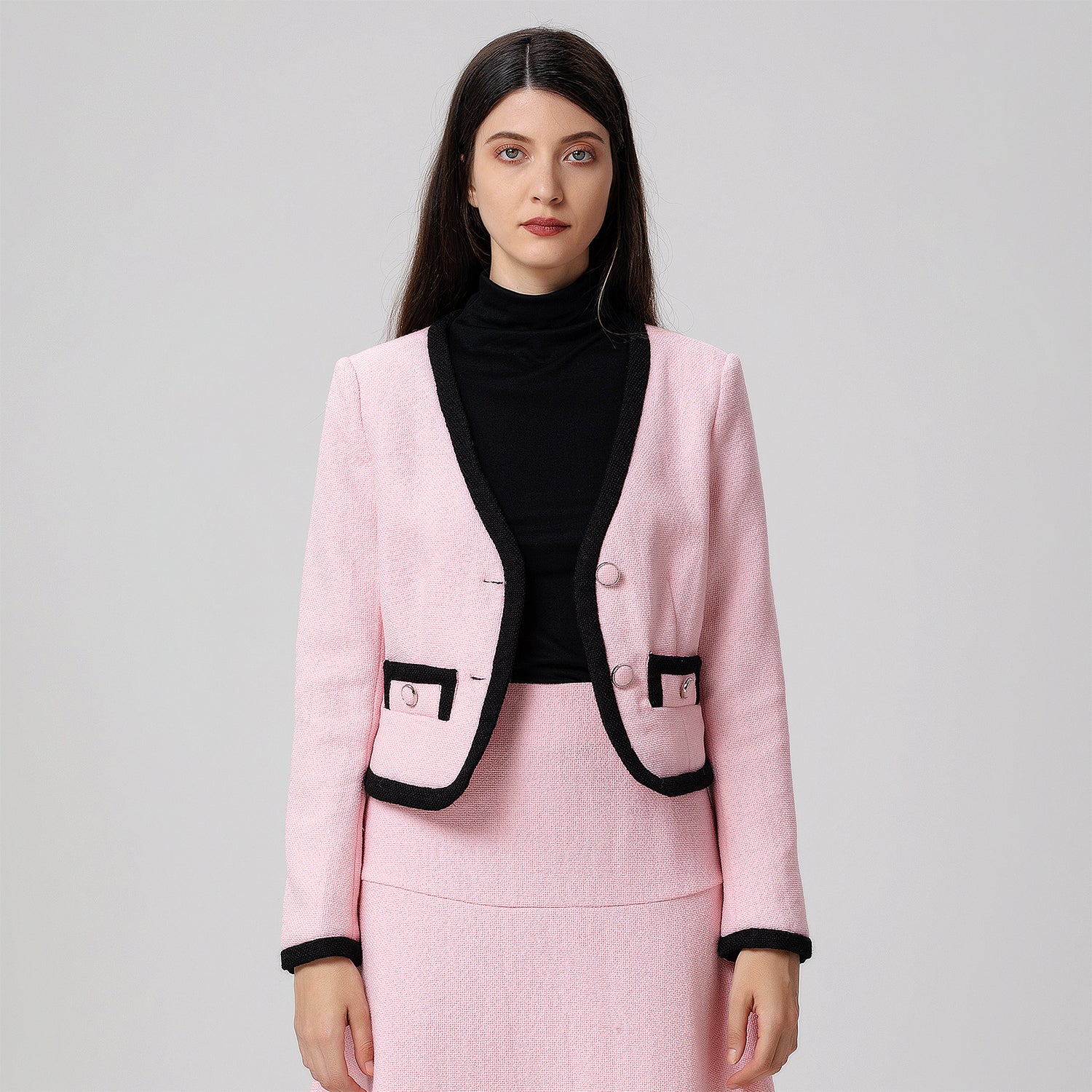 Veste courte à galon contrasté