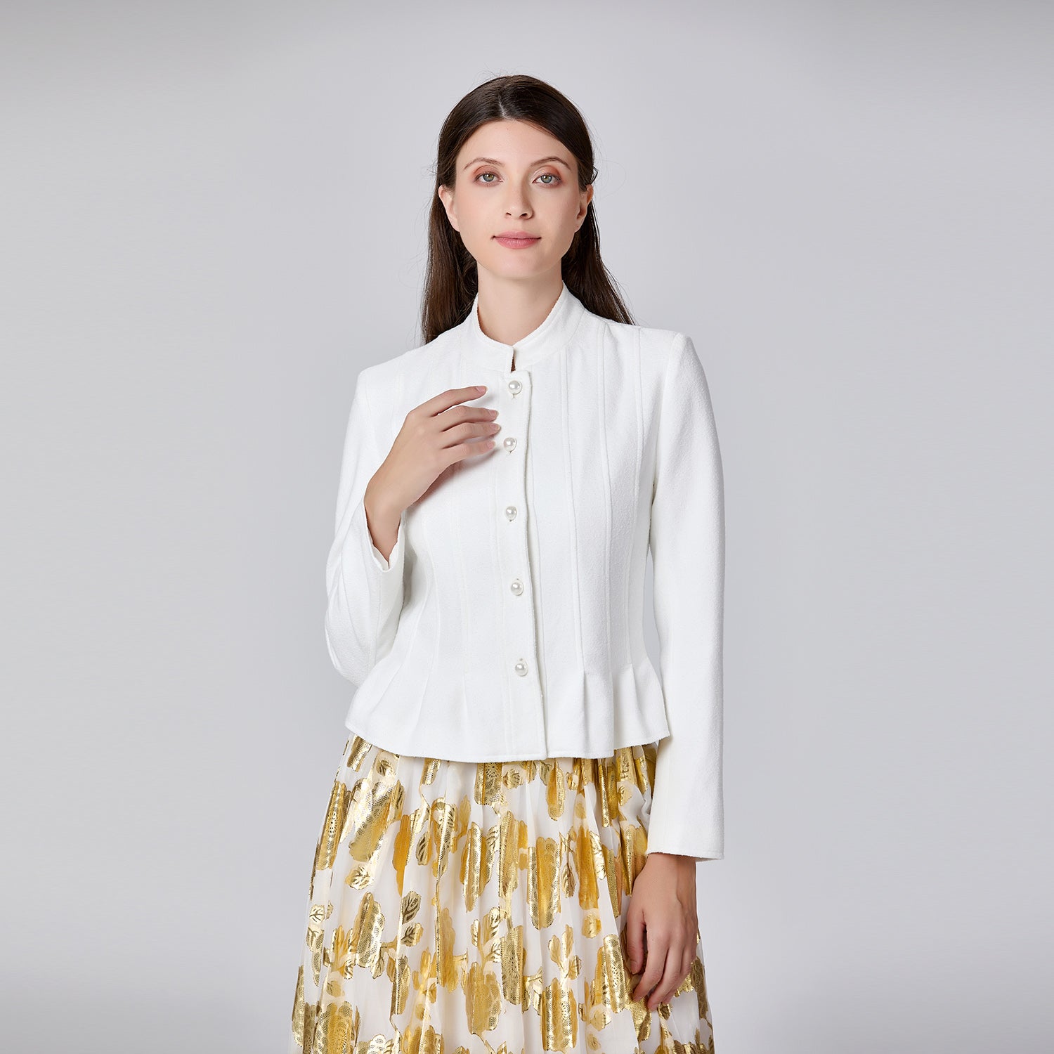 Blazer boutonné à col haut et basques