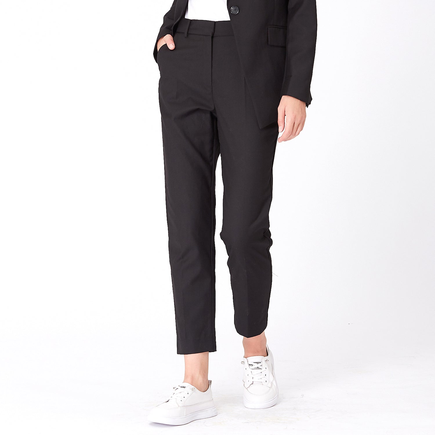 Pantalon tailleur coupe ajustée