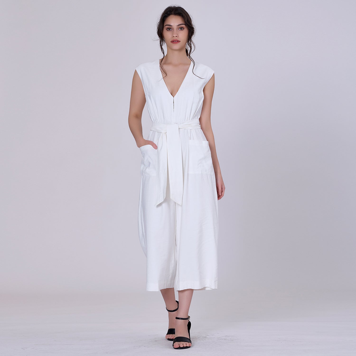 Combinaison à large poches plaquées