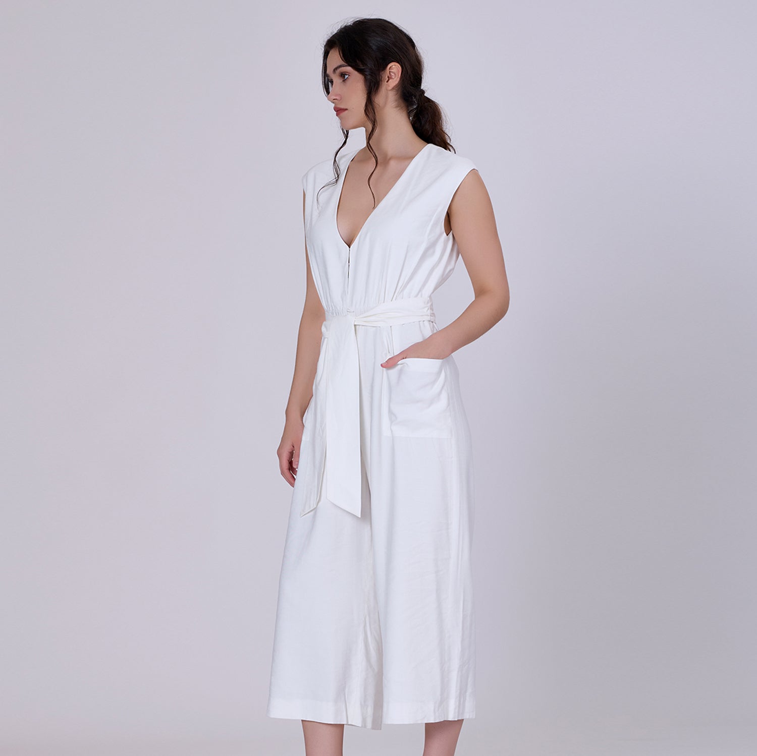 Combinaison à large poches plaquées