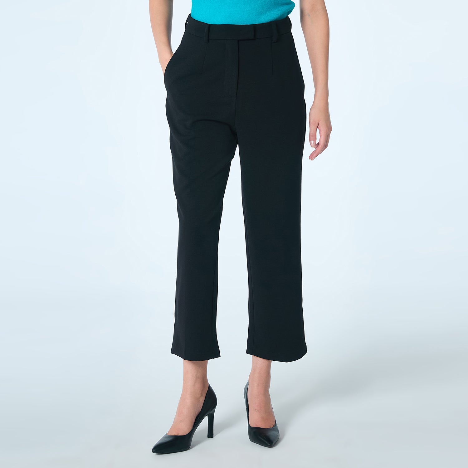 Pantalon cigarette fuselé