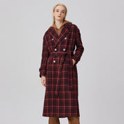 Manteau en laine à carreaux et double boutonnage