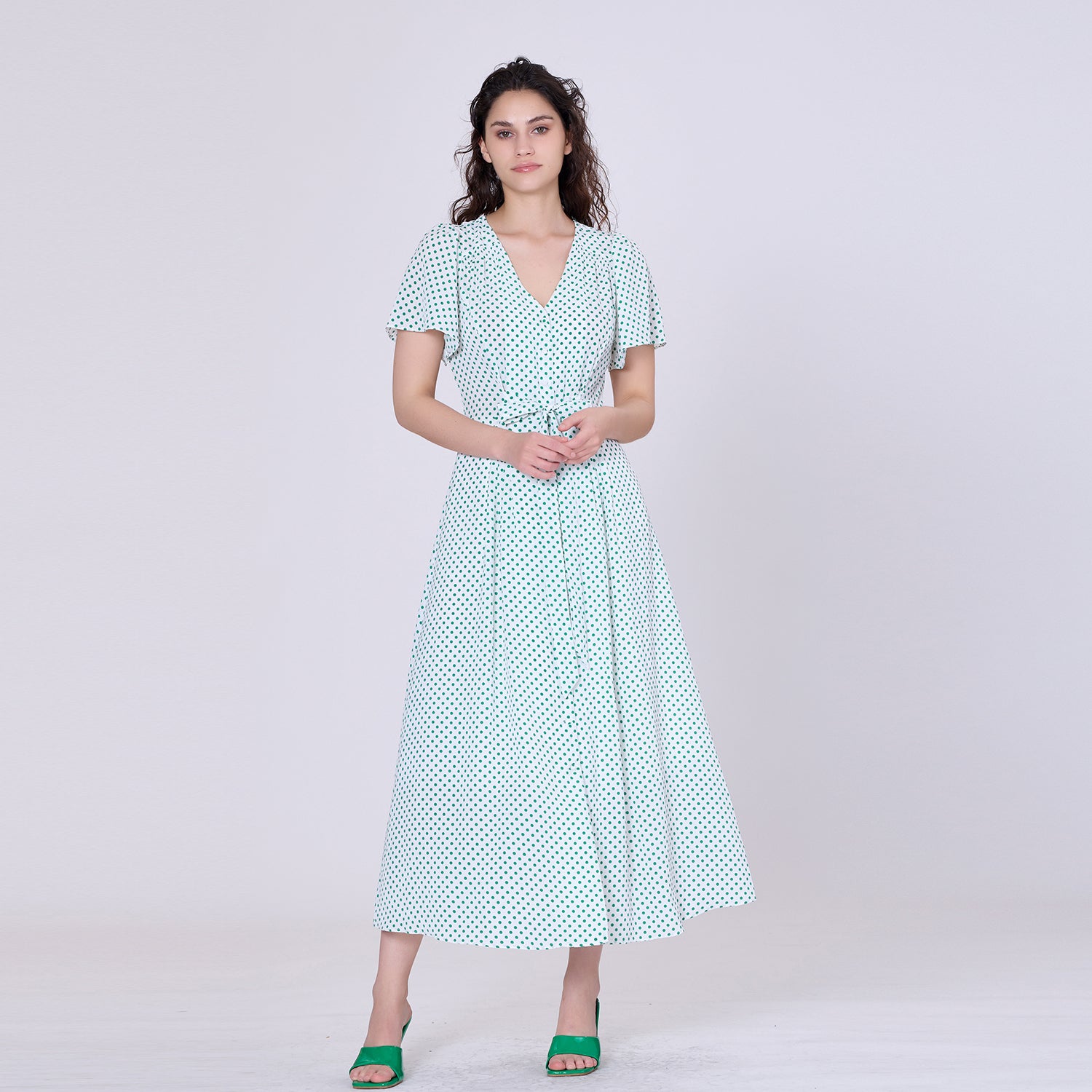 Robe chemise évasée à pois