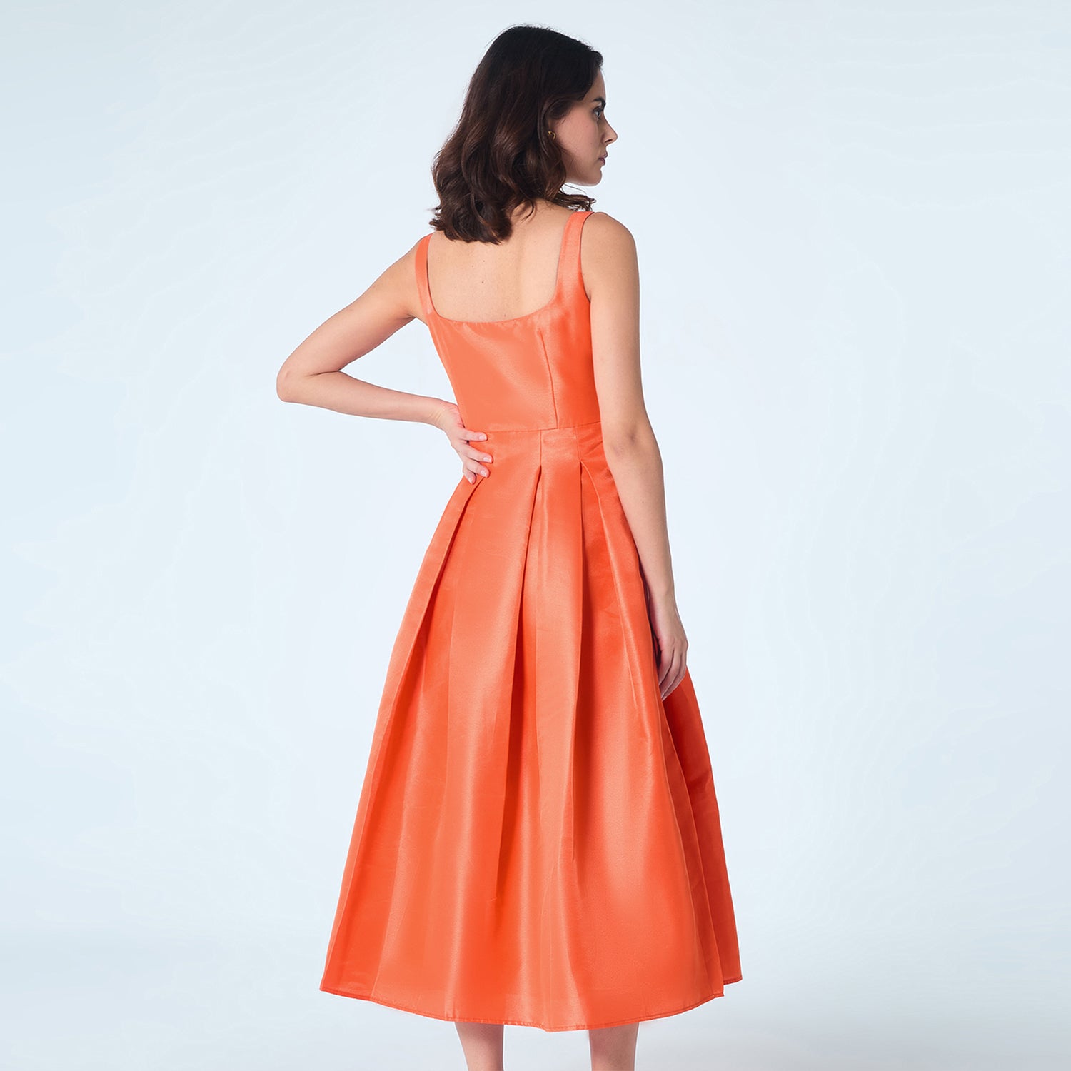 Robe cocktail en taffetas