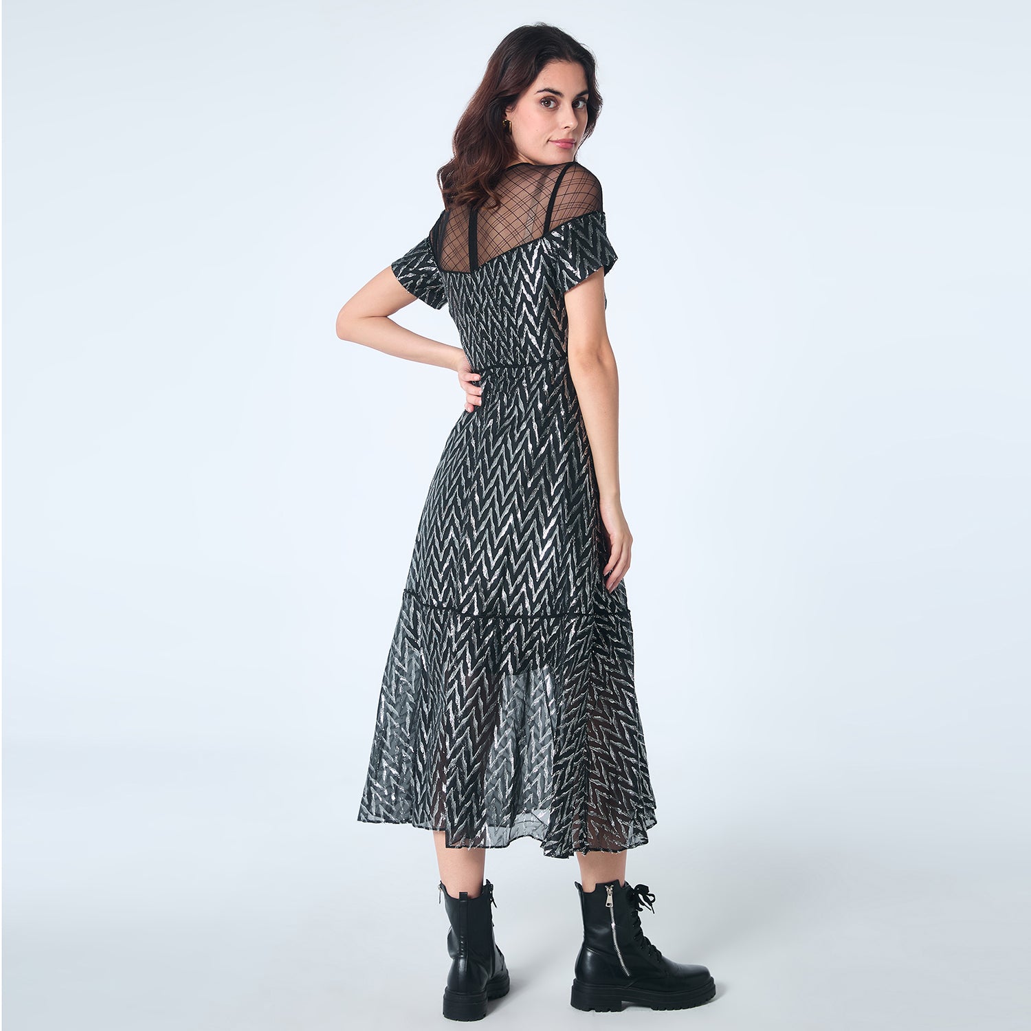 Robe imprimé chevron et tulle