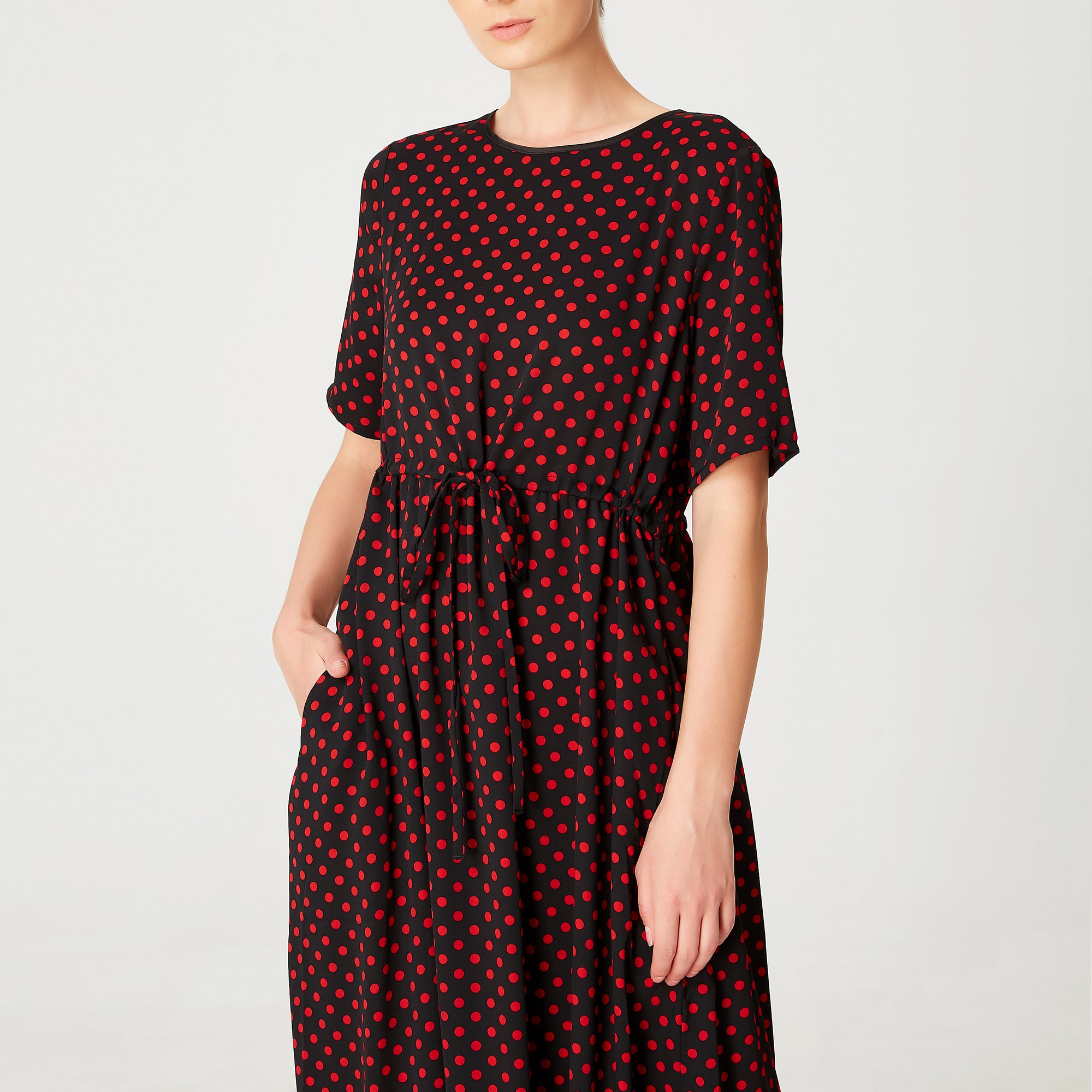 Robe tunique midi à ceinture coulissante et imprimé à pois