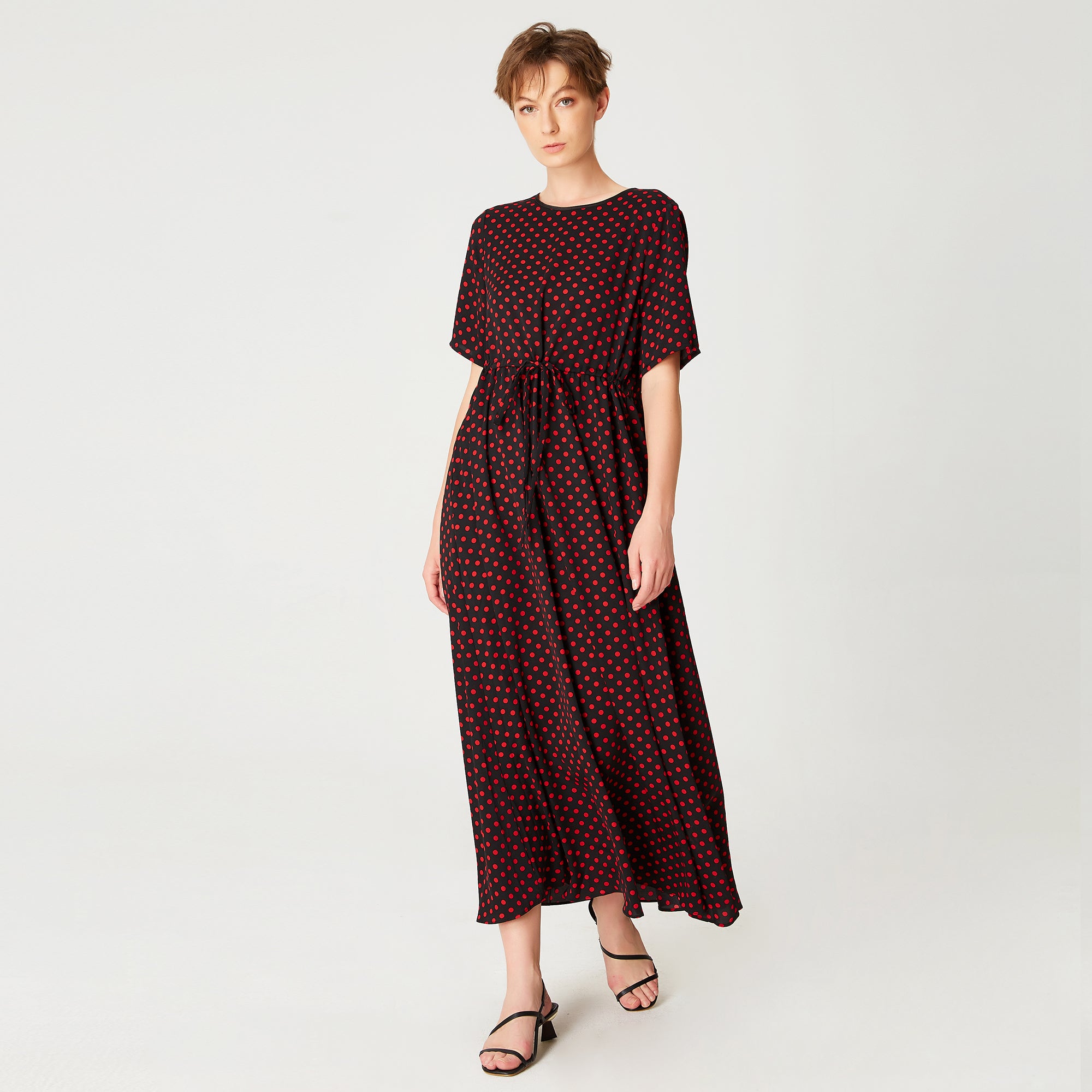 Robe tunique midi à ceinture coulissante et imprimé à pois