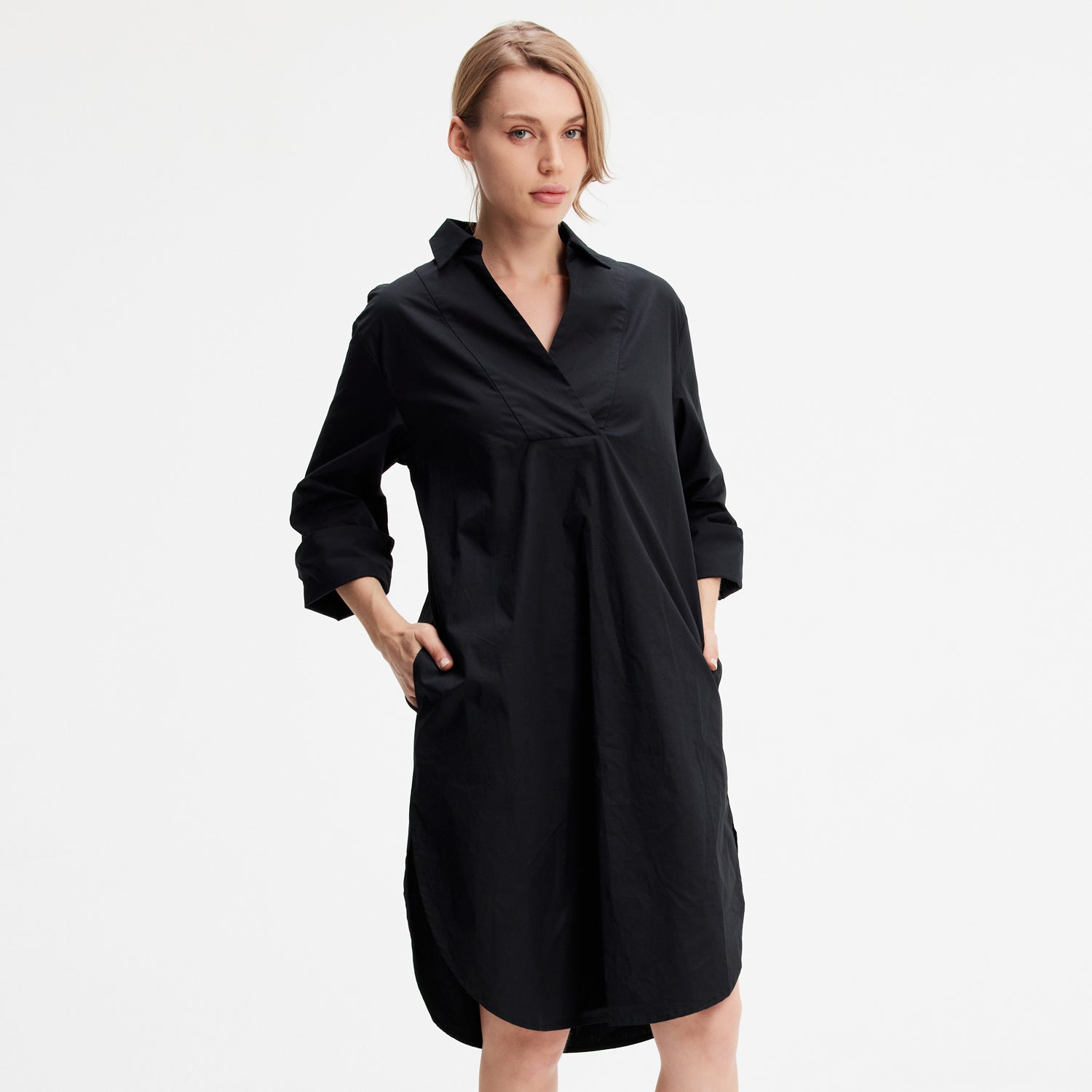 Robe chemise minimaliste en coton