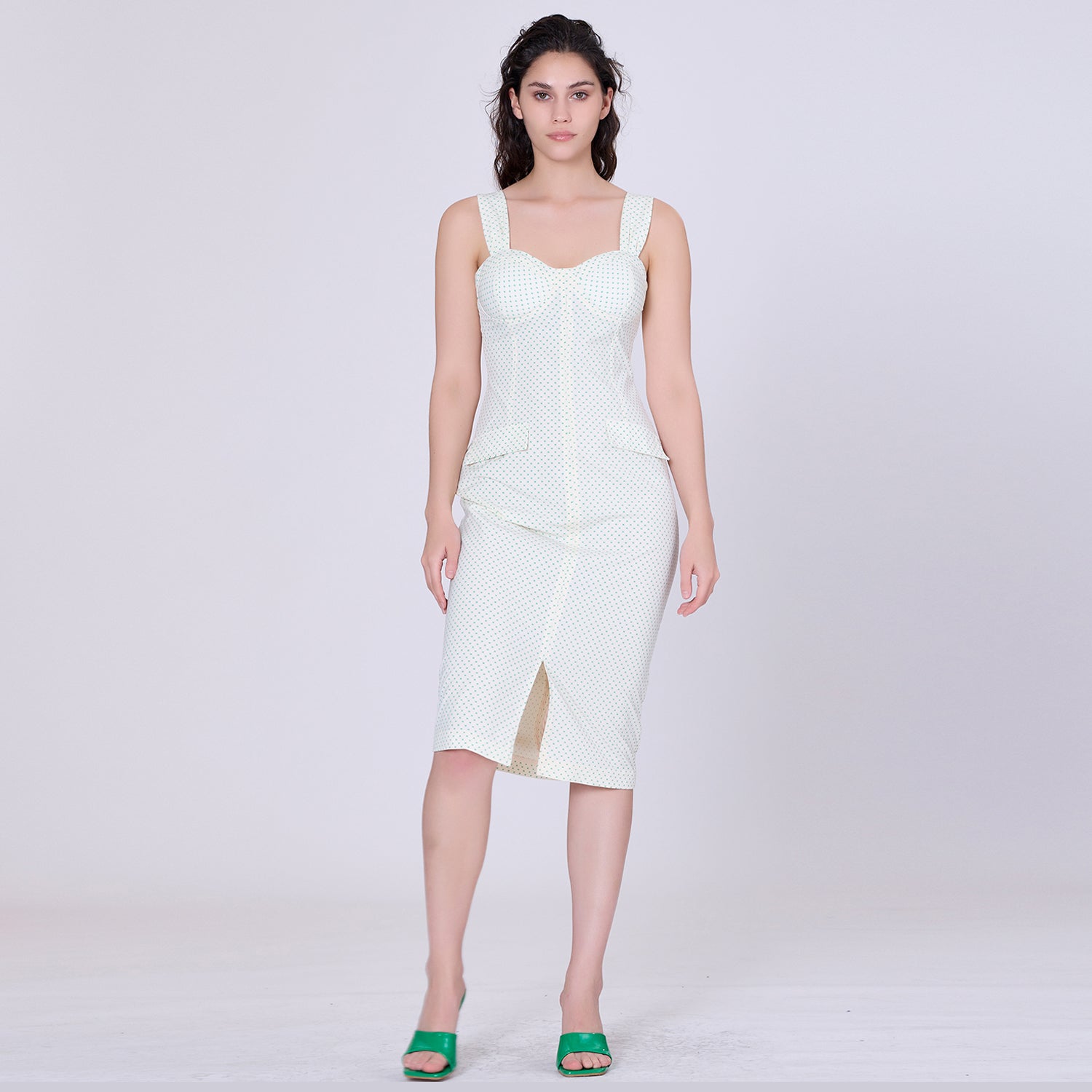 Robe fourreau à bretelles larges et imprimé mini pois