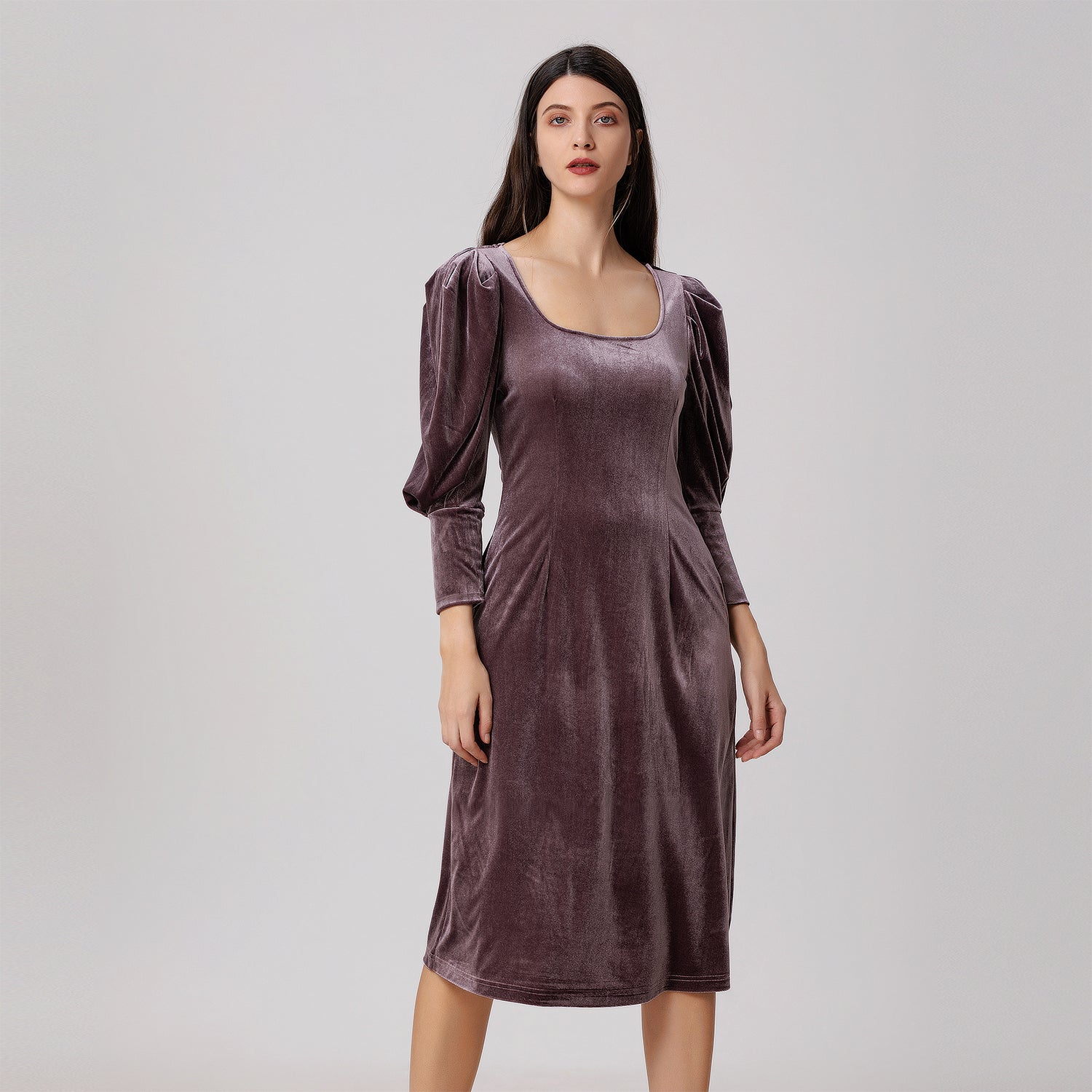 Robe en velours à manches bouffantes