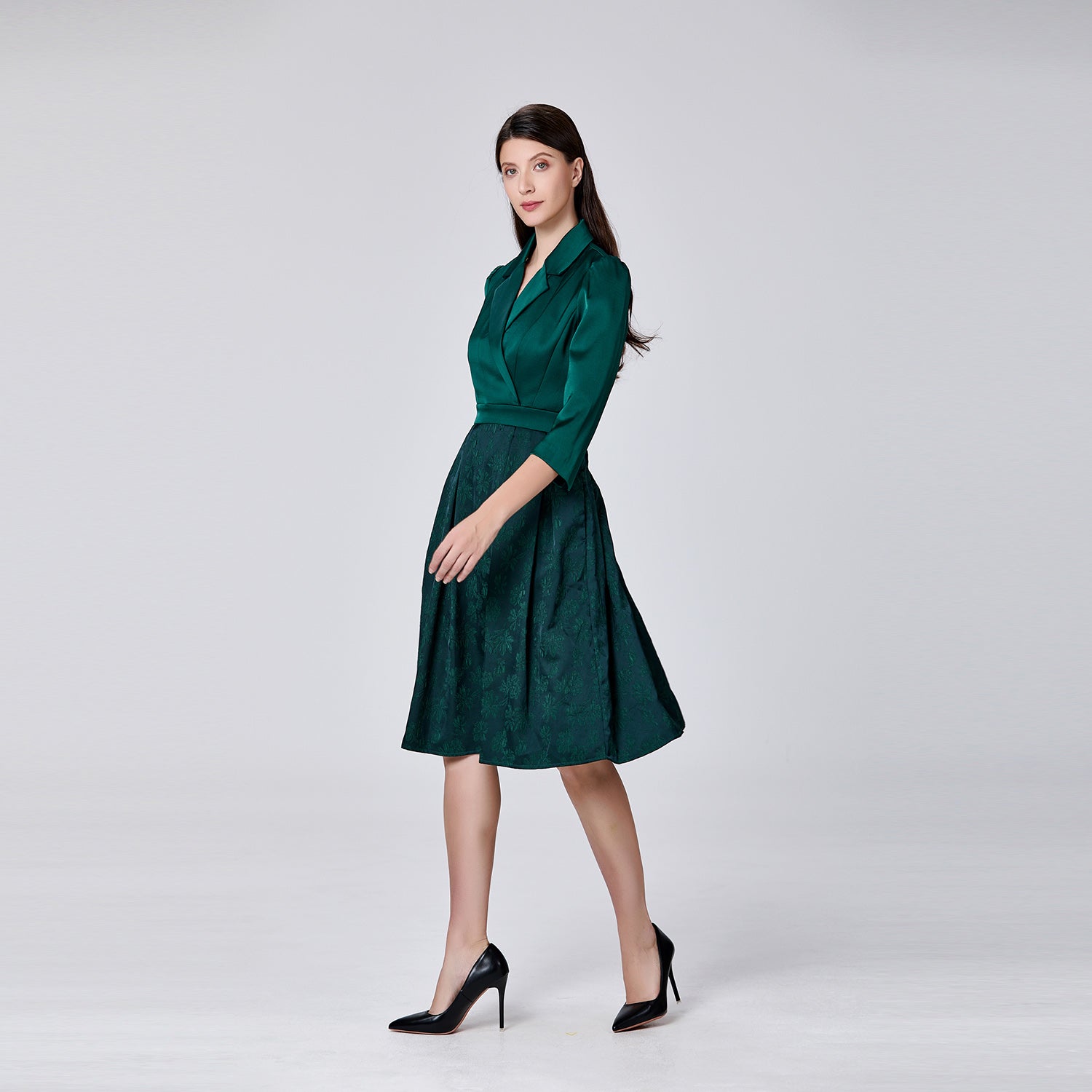 Robe patineuse en brocart bi-matière