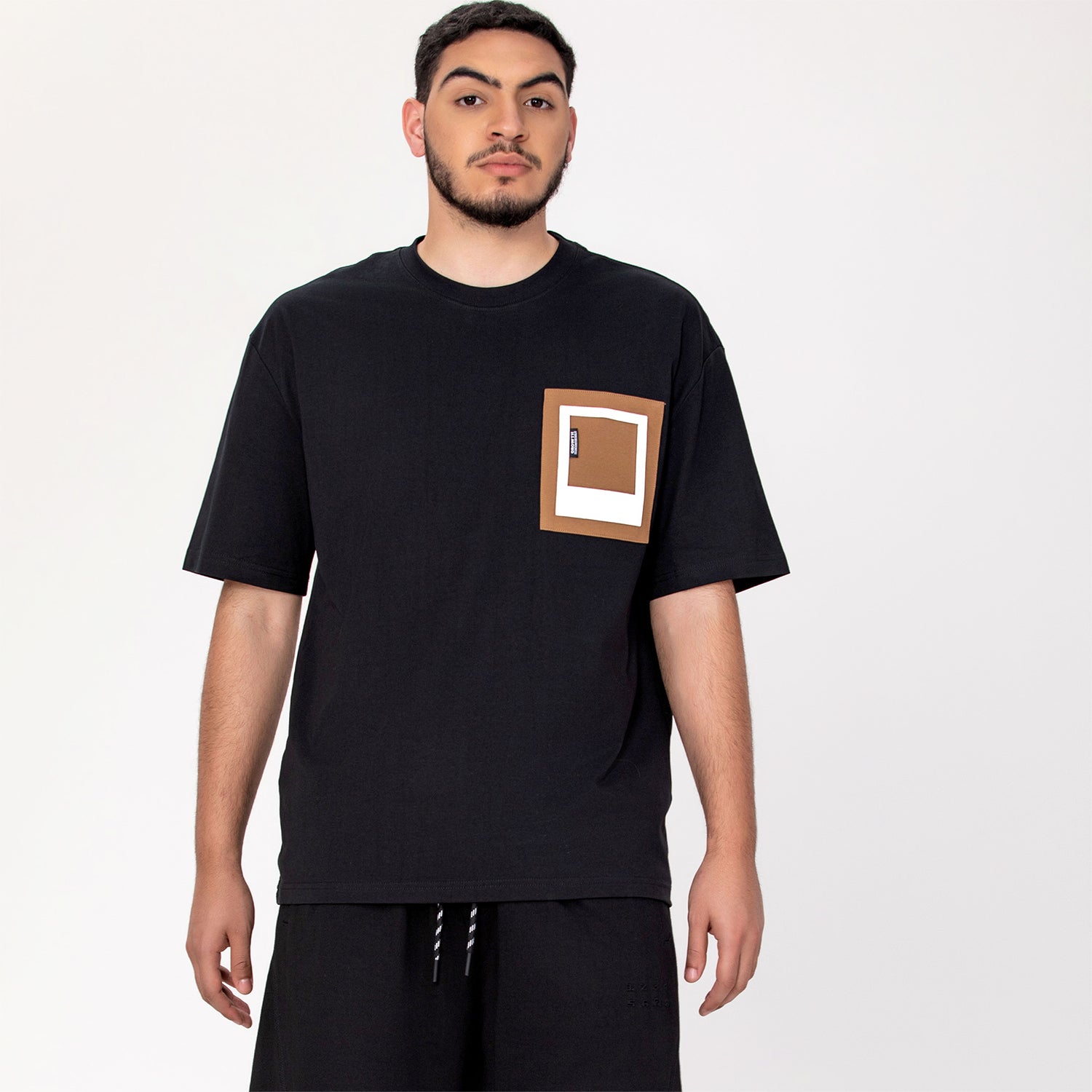T-shirt poche fenêtre