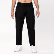 Pantalon fuselé avec plis sur le devant
