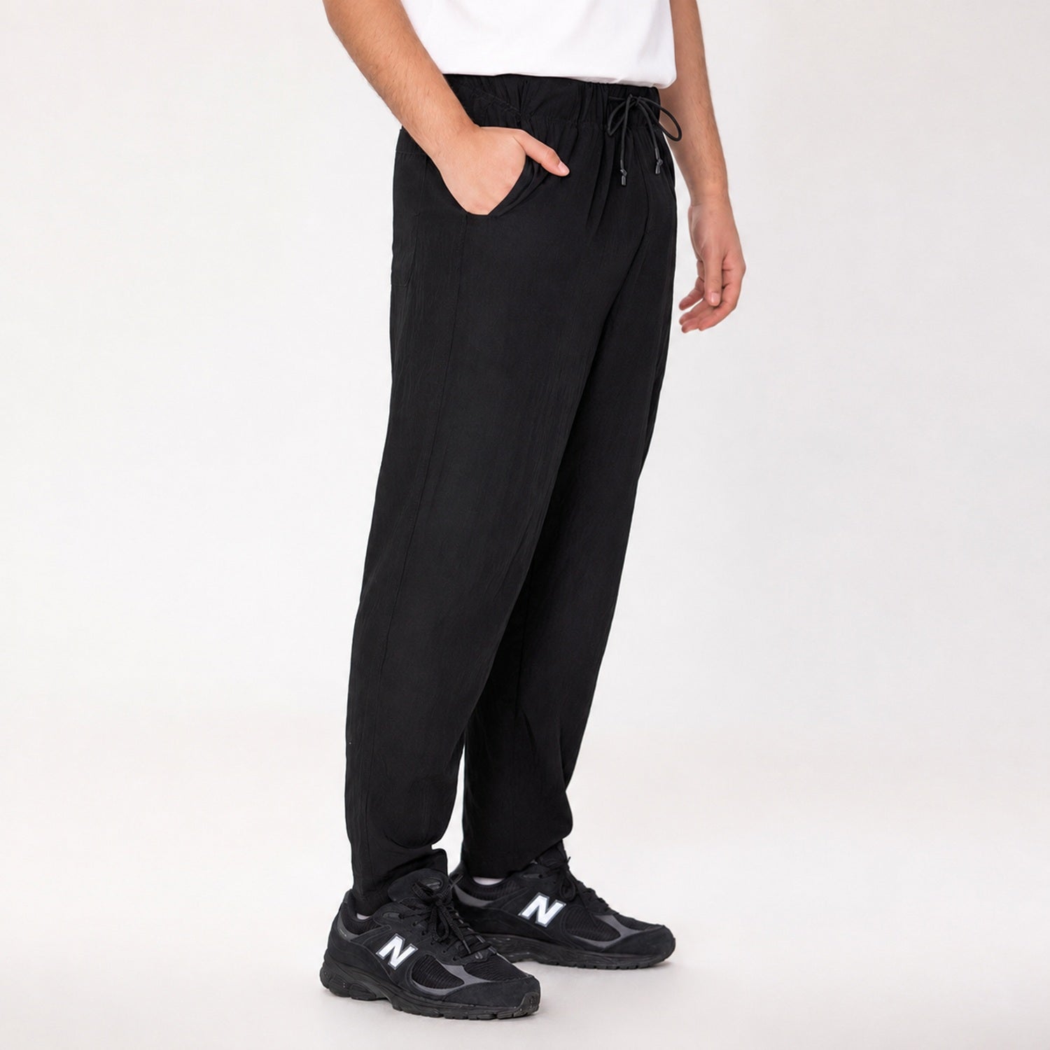 Pantalon ample minimaliste