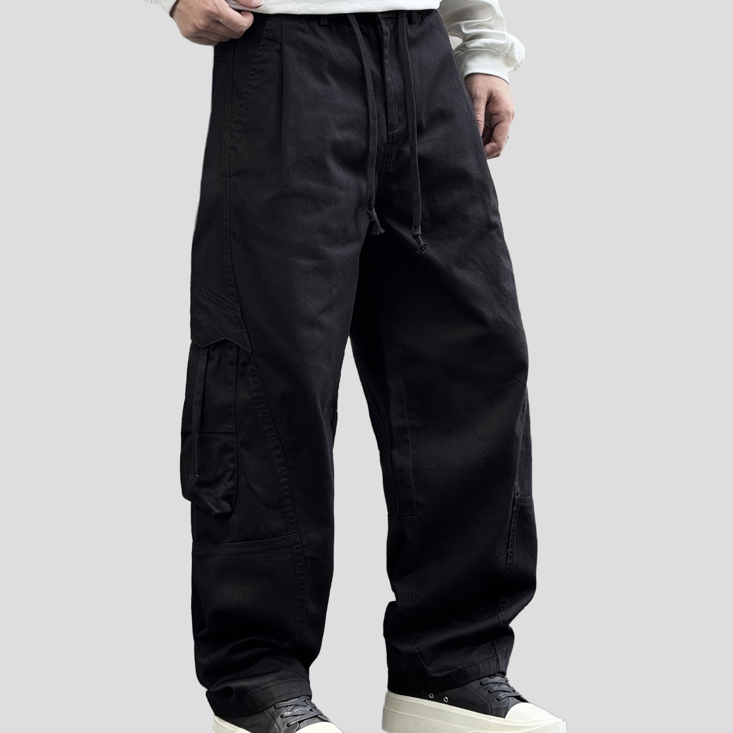 Pantalon cargo style urbain avec poches latérales