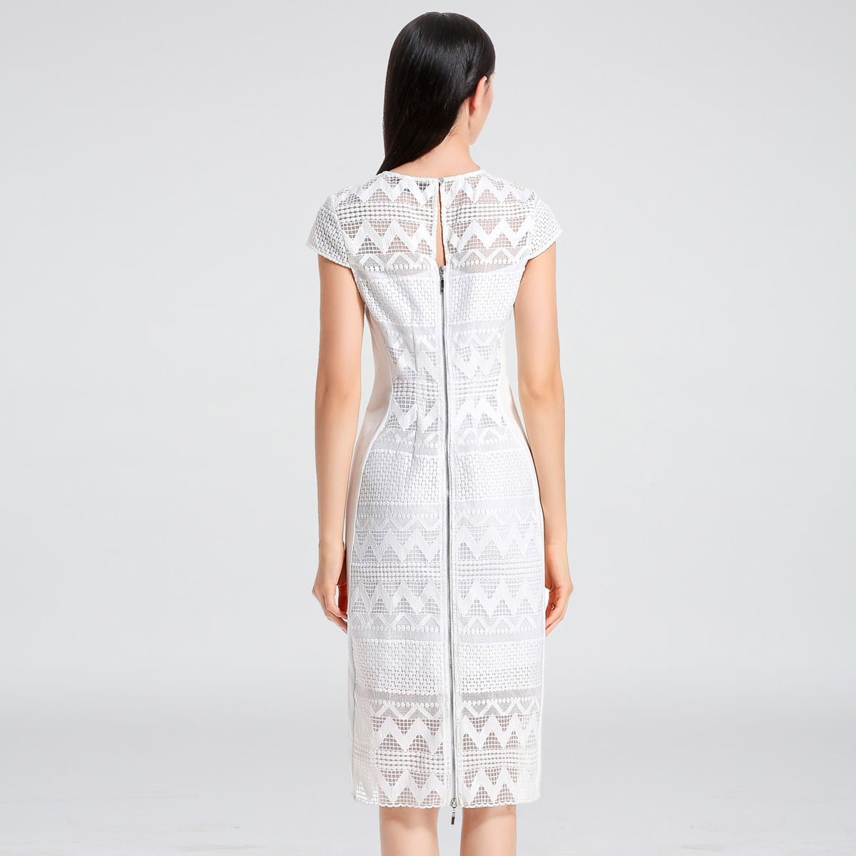Robe mi-longue ajustée dentelle et maille