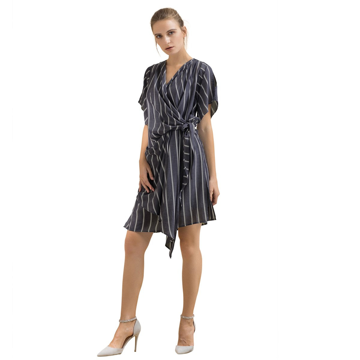 Robe courte drapée à rayures