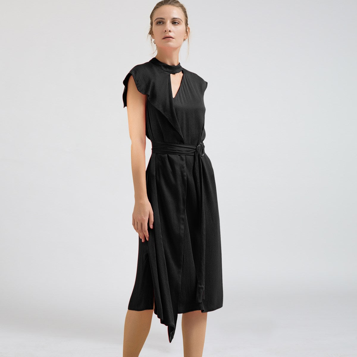 Robe mi-longue asymétrique ample