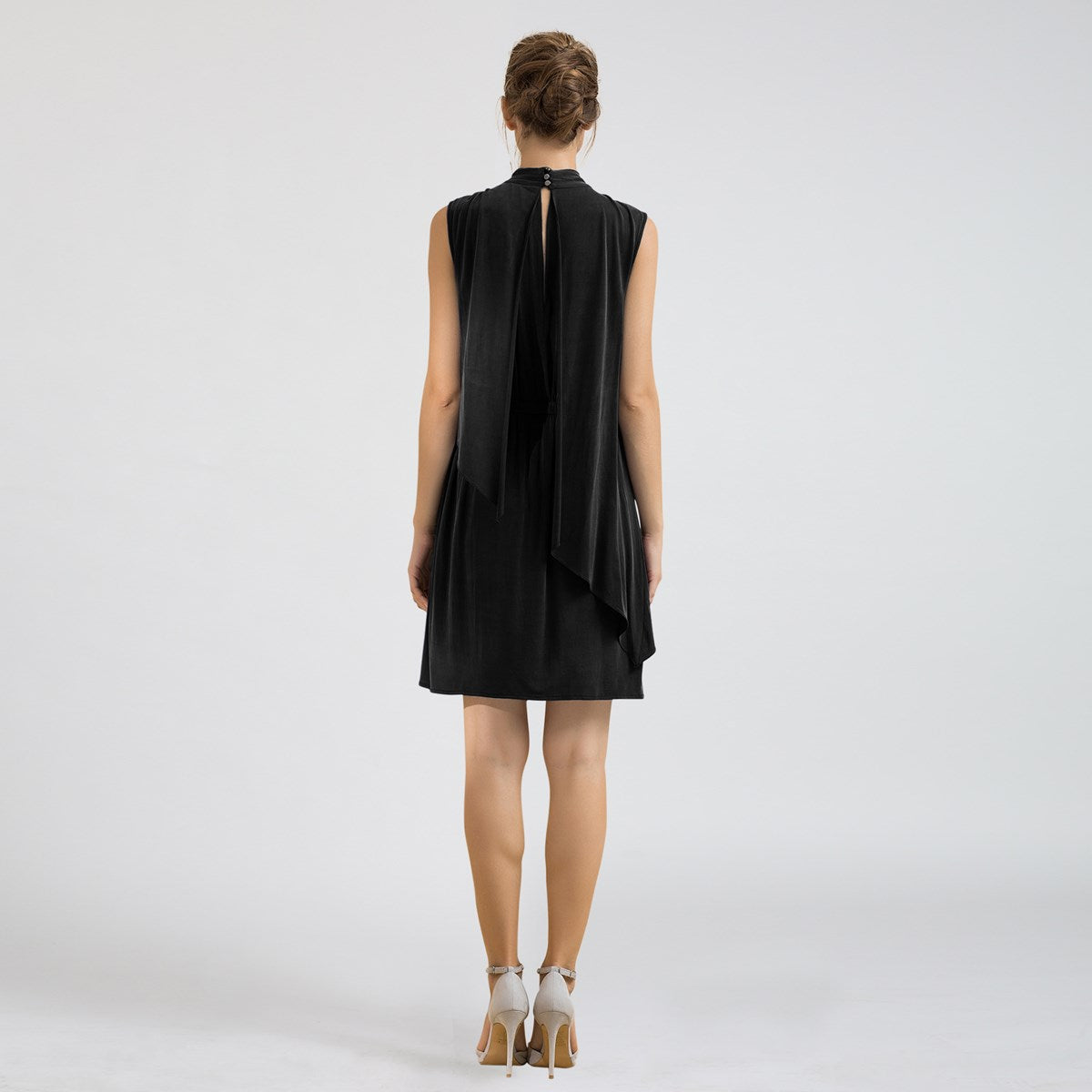 Robe courte maille drapée