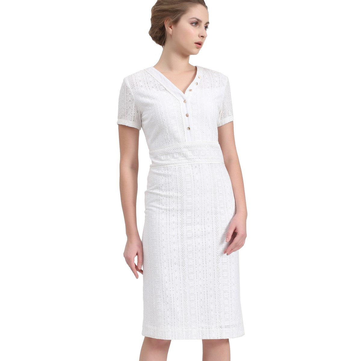 Robe ajustée manches courtes dentelle anglaise