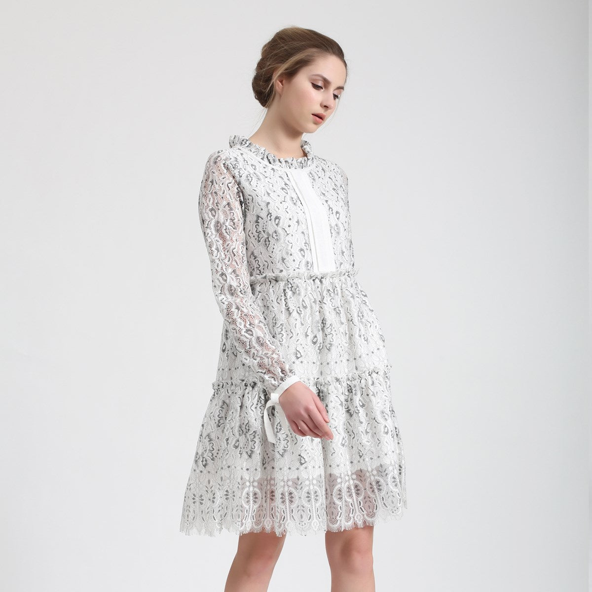 Robe tunique dentelle ligne-A manches longues