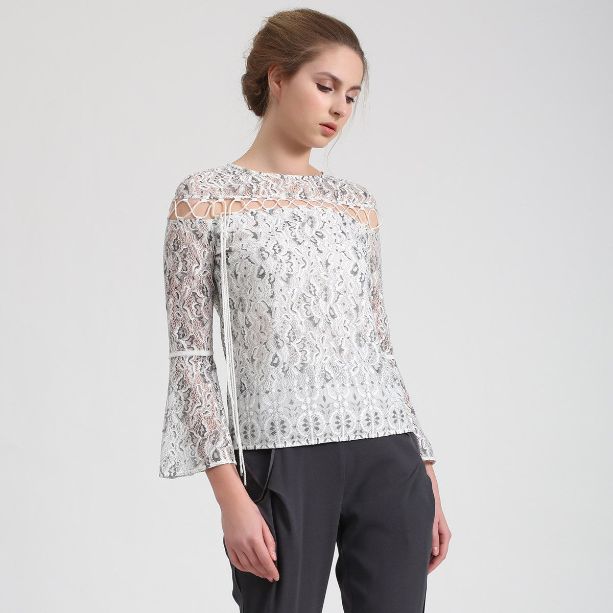 Top manches longues en dentelle fine