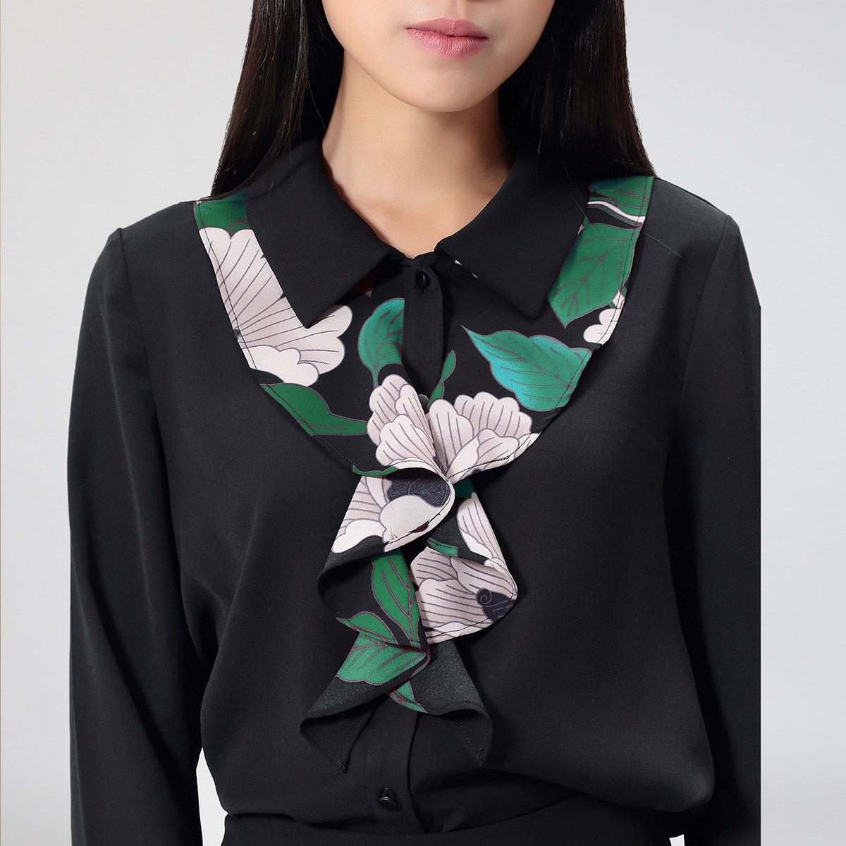 Chemise à col Jabot et à imprimé floral
