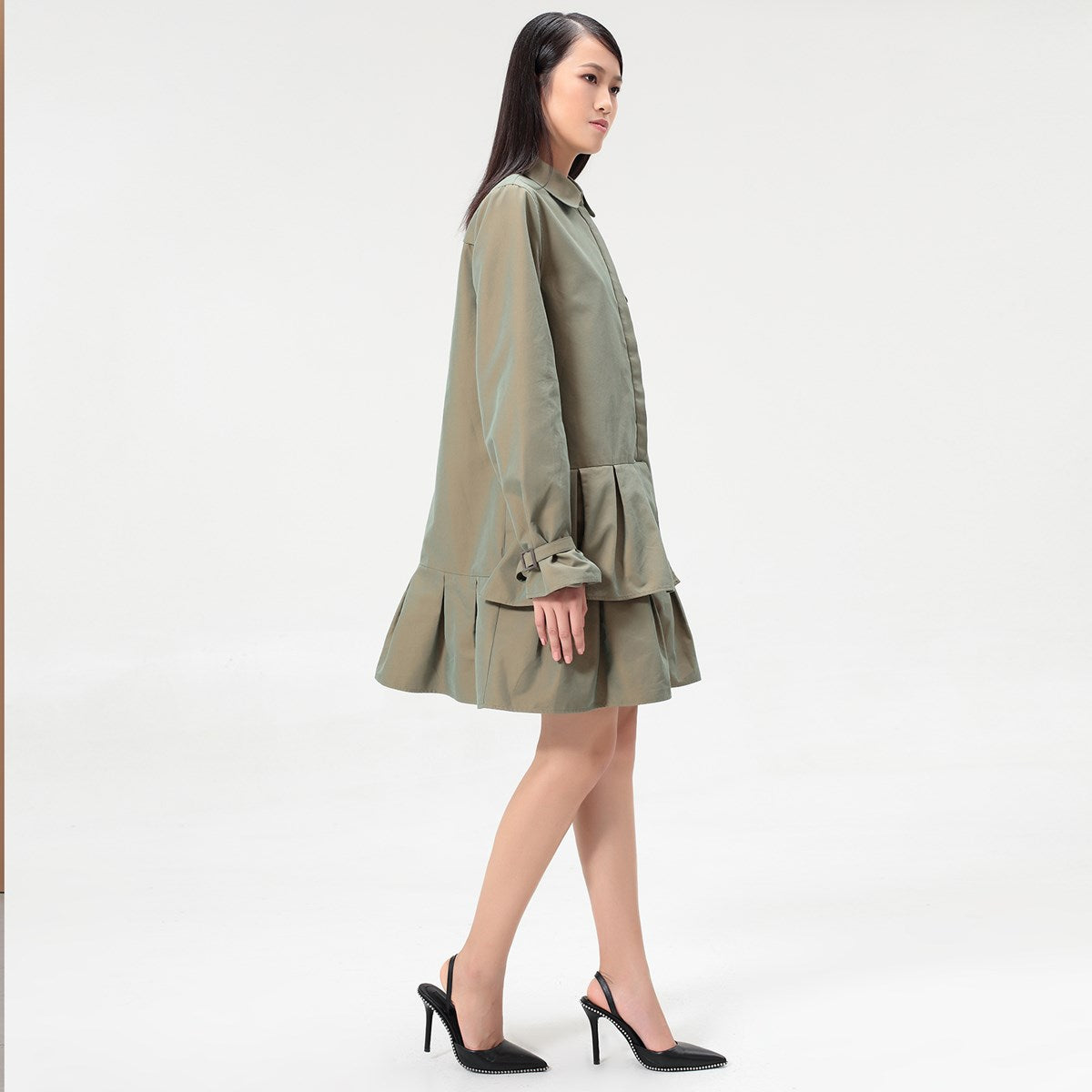Robe-Chemise style  safari à basques plissées et manches longues