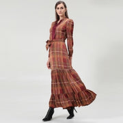 Robe maxi style Bohème à volants et imprimé carreaux
