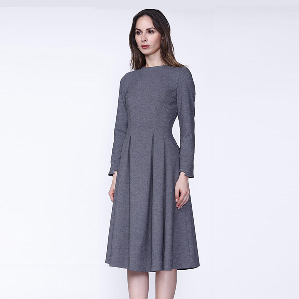 Robe rétro cintrée et largement évasée